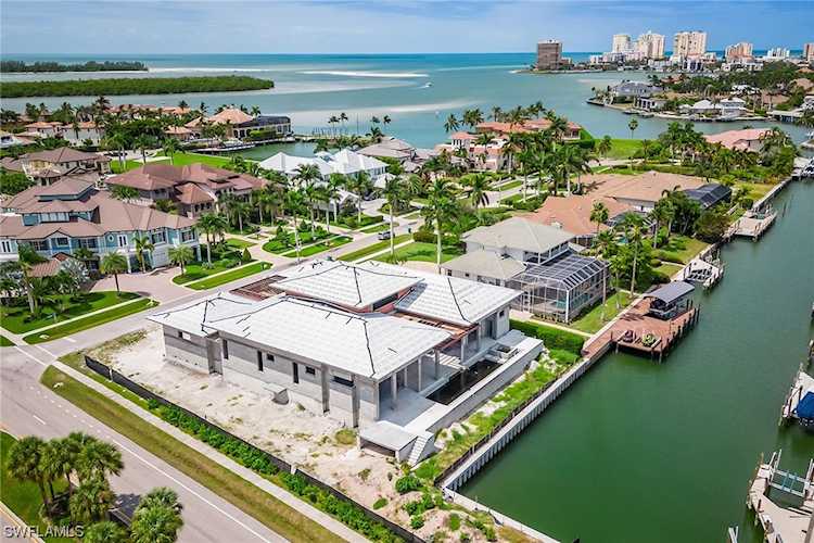 1598 Heights Ct Marco Island, FL 34145