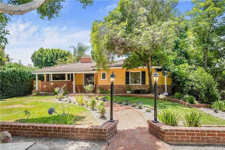 4249 Agnes Ave Studio City, CA 91604