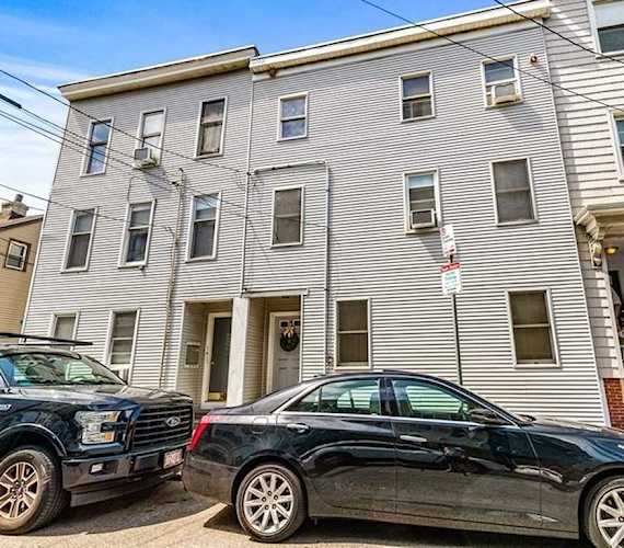 139 W 9th St Boston, MA 02127