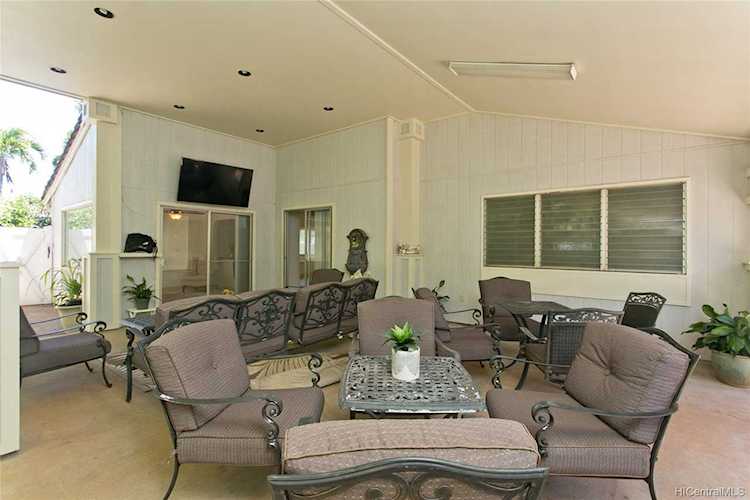 92-1325 Uahanai Street Kapolei, HI 96707