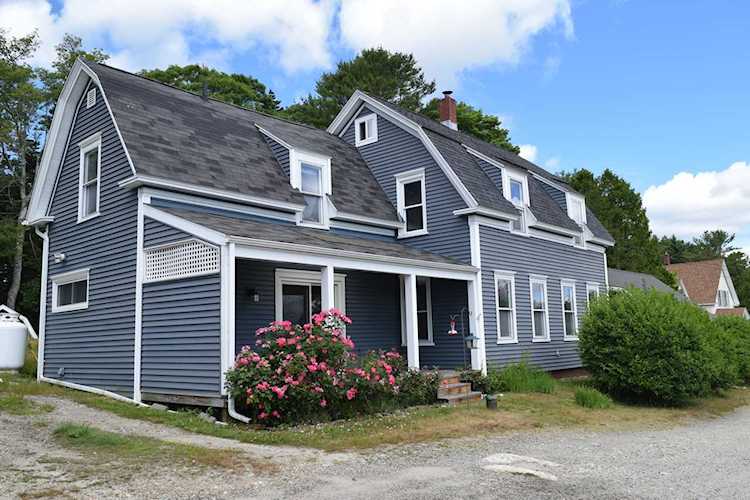 6 Sunrise Ln Harpswell, ME 04079