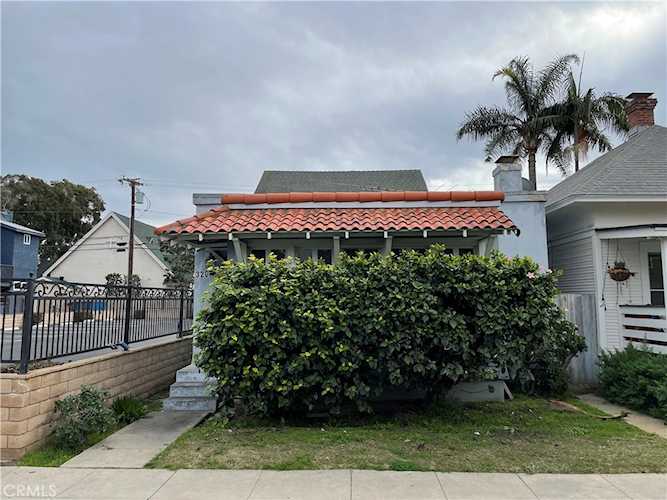 320 11th St Huntington Beach, CA 92648