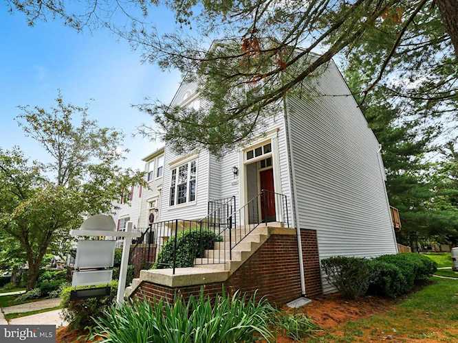 12204 Wye Oak Commons Circle #46 Burke, VA 22015 | MLS VAFX2069844 Photo 1