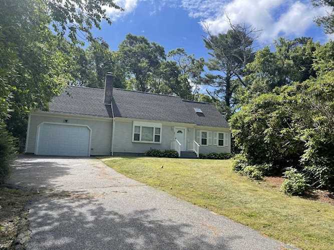 182 Zeno Crocker Road Centerville, MA 02632