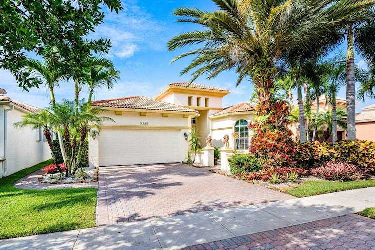 9386 Via Elegante Wellington, FL 33411