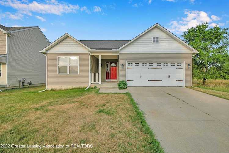 1080 Jackson Dr Owosso, MI 48867 | MLS 266674 Photo 1