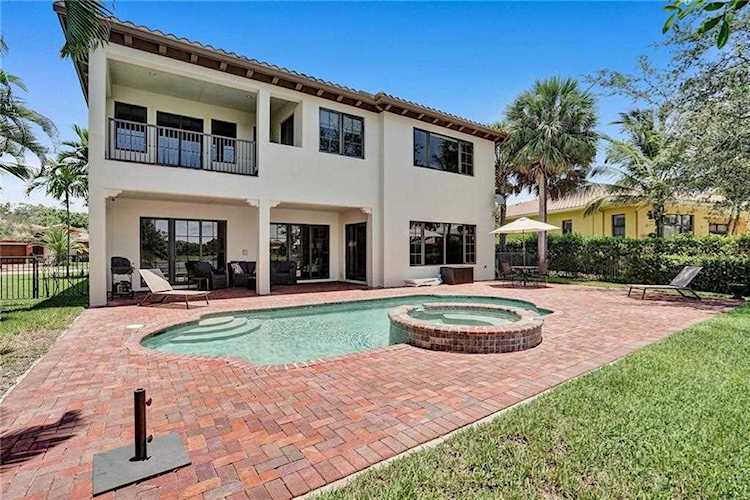 9420 Eden Manor Parkland, FL 33076