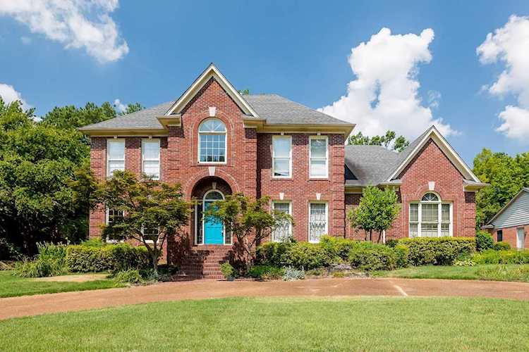 1917 N Steeplebrook Cv Memphis, TN 38016