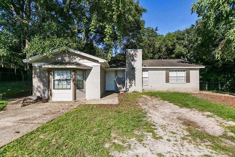4214 Woodhill Ct Tallahassee, FL 32303