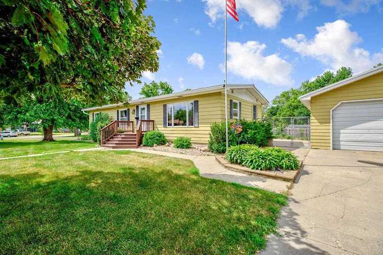 622 11th Street Heron Lake, MN 56137 MLS 6226965