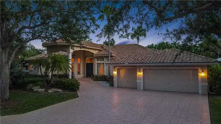 6025 NW 99th Ave Parkland, FL 33076