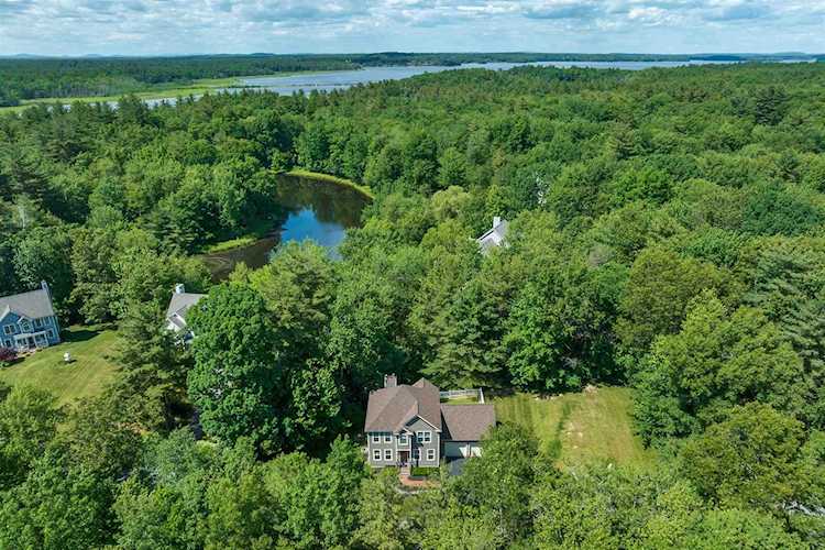 1 Marybank Dr Stratham, NH 03885