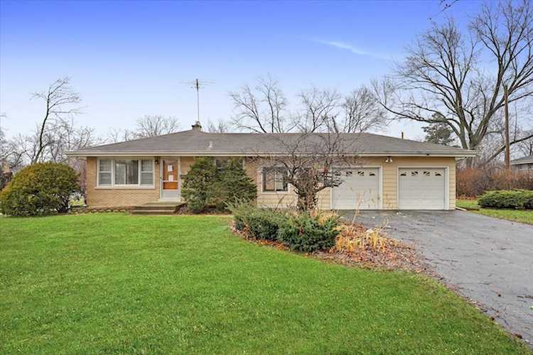 827 Lyford Ln Wheaton, IL 60189