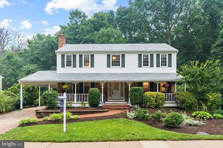 9028 Brook Ford Rd Burke, VA 22015 | MLS VAFX2078636 Photo 1
