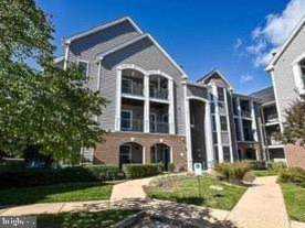 20447 Chesapeake Square #302 Sterling| VA | Listings Updated Every 15 Minutes Photo 1