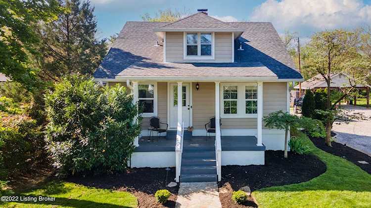 3937 Kennison Ct Louisville, KY 40207