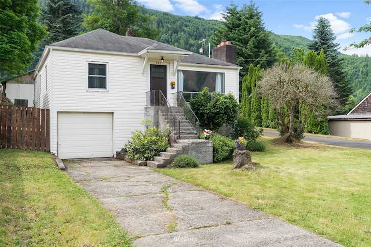 591 Division Ave Morton, WA 98356
