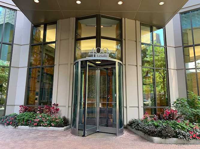 400 N Lasalle Dr #1803, Chicago, IL, 60654 - $1,750 / month Photo 1