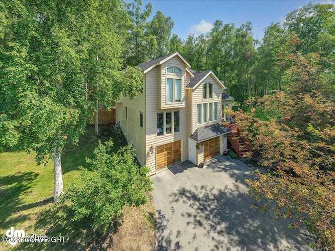 19545 Marble Circle Eagle River, AK 99577