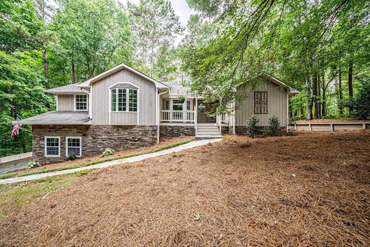 1011 Anchor Bay Circle Greensboro, GA 30642