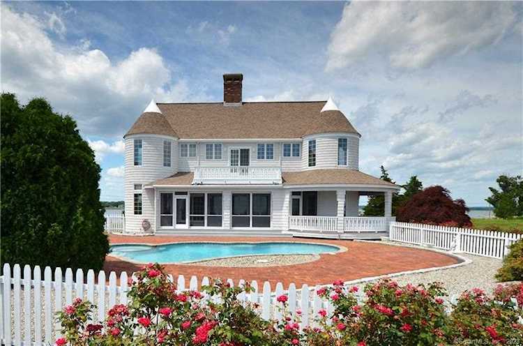 21 Neponset Avenue Old Saybrook, CT 06475