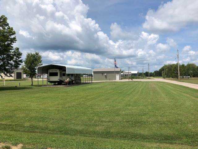 00 Ali Grace LnHardin CountySavannahFor sale here is 6 lots with a shop AND A permanent cover for your camper! Located in sight is the...Hardin10110023TNMarshall Lewis Camp Sites38372home for sale$52,000 Photo 1