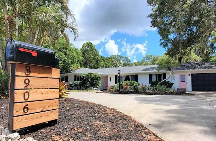 3906 Webber St Sarasota, FL 34232