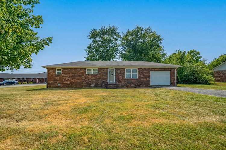 1312 Nashville Street Russellville, KY 42276 | MLS RA20223124 Photo 1