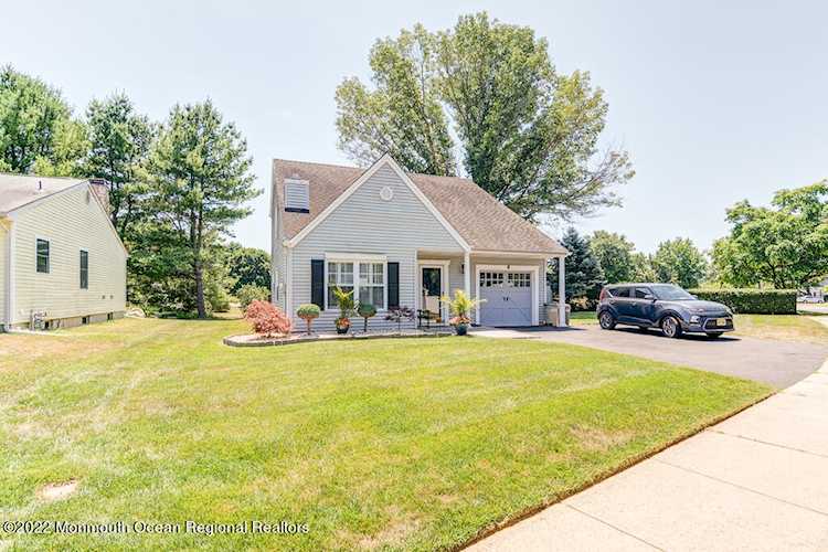 2 Scenic Dr Freehold, NJ 07728 | MLS 22221316 Photo 1