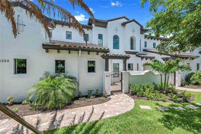 16320 Corsica Way #201 Naples, FL 34110