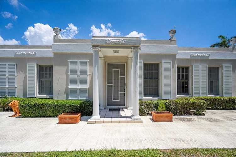 239 Wells Road Palm Beach, FL 33480