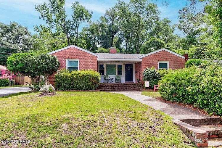 Home For Sale At 12 N 23rd Street, Wilmington NC 28405 $300,000 Photo 1