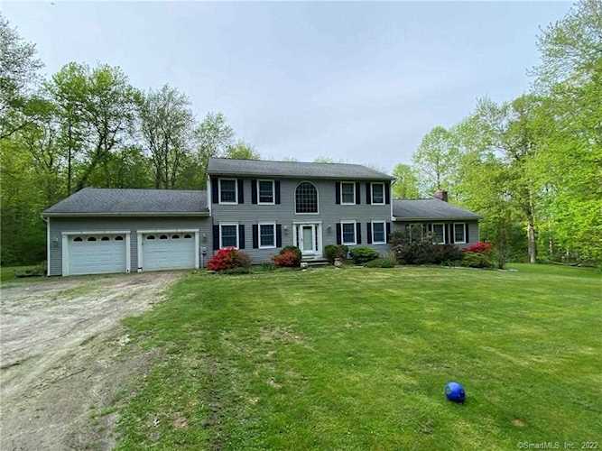19R Merriman Lane Prospect, CT 06712