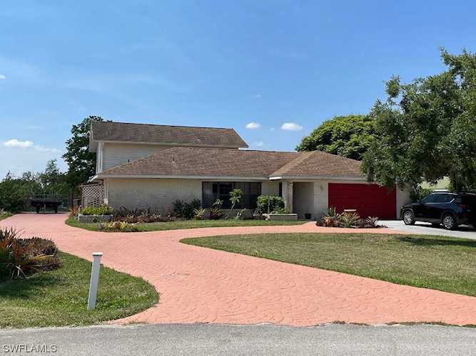 3015 Shell Ln Labelle, FL 33935