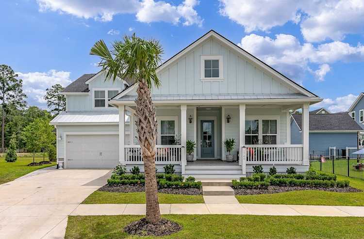 1740 Agate Bay Dr Mount Pleasant, SC 29466 | MLS 22018952 Photo 1