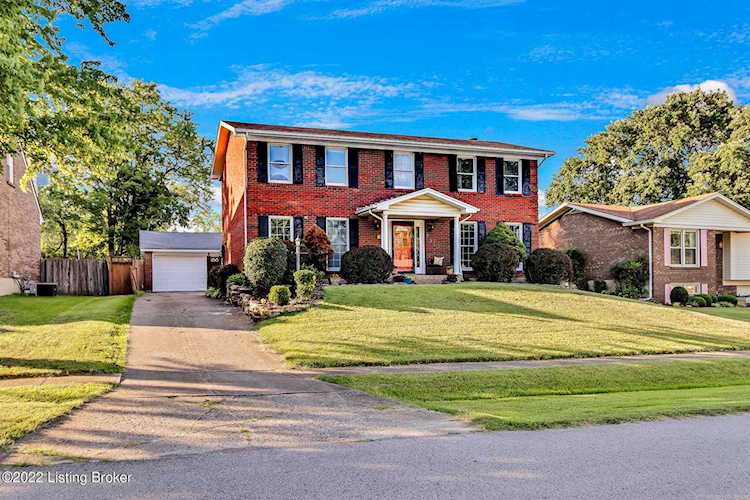 2215 Alice Kay Dr Louisville, KY 40214