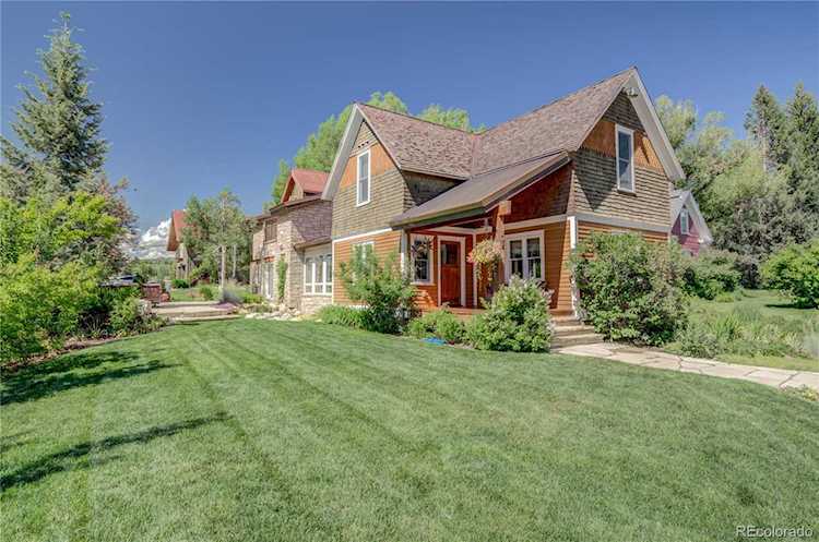 24 Maple St Steamboat Springs, CO 80487