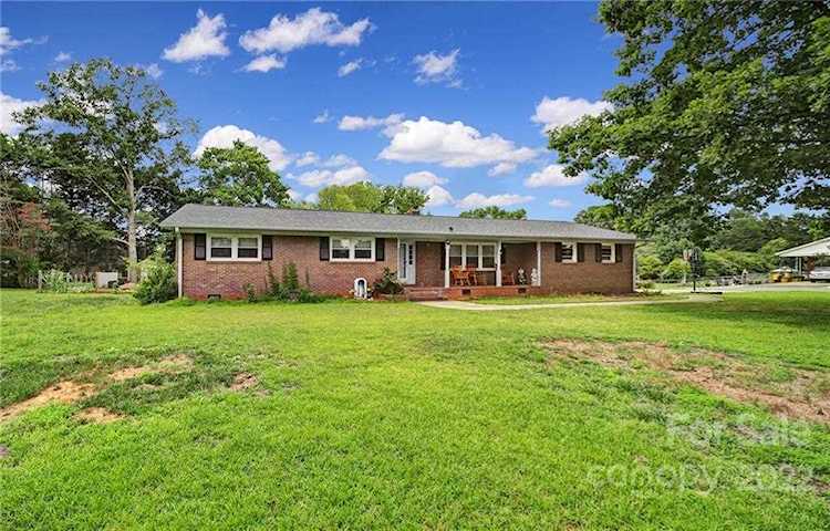1165 Twin Lakes Rd Rock Hill, SC 29732 | MLS 3883866 Photo 1