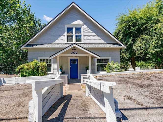 707 NE 1st St Winlock, WA 98596 | MLS® 1967703 Photo 1