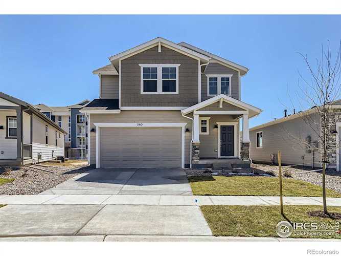 565 High Point Dr Longmont, CO 80504