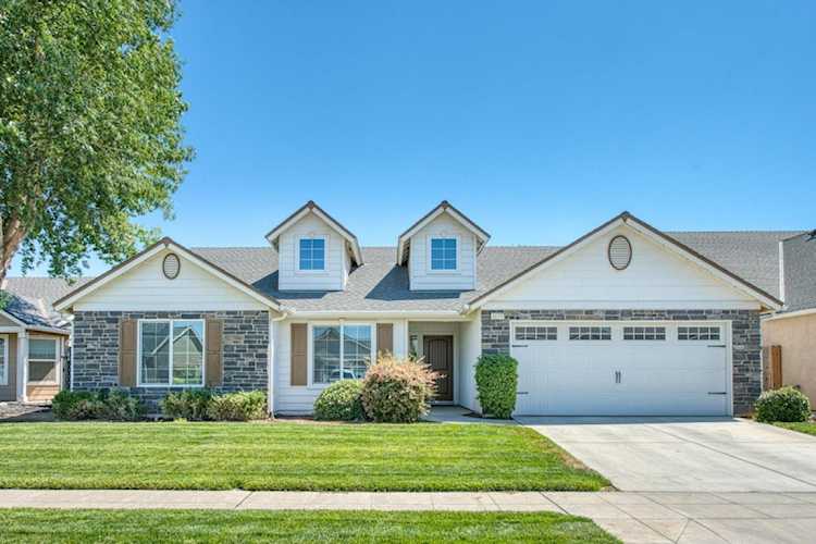 6659 E Dayton Avenue Fresno, CA 93727 | MLS 581351 Photo 1