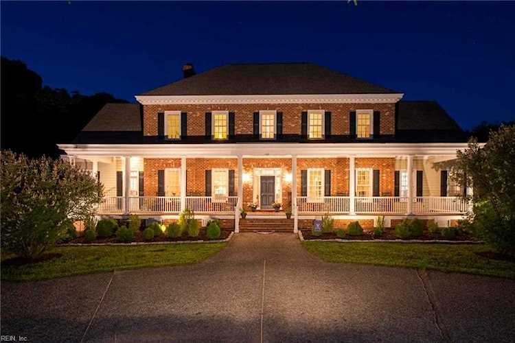 109 Lakeview Dr Toano, VA 23168