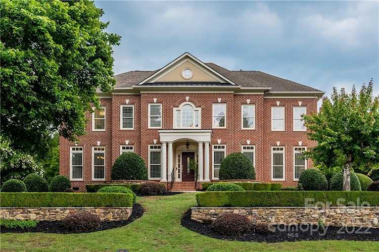7818 Stonehaven Dr Marvin, NC 28173