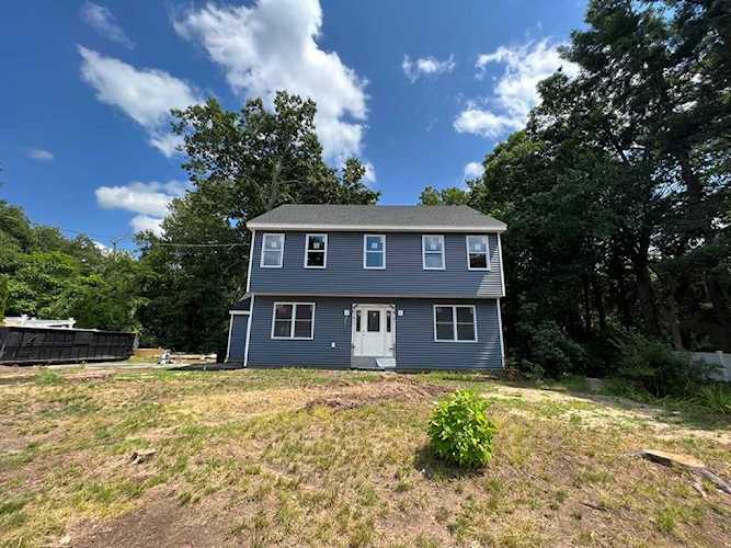 24 Fairview Ave Wilmington, MA 01887