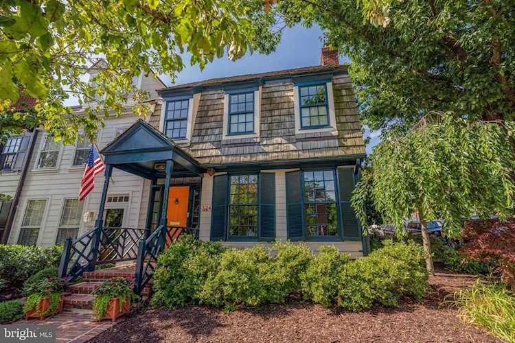 724 Gibbon St Alexandria, VA 22314 | MLS VAAX2014538 Photo 1