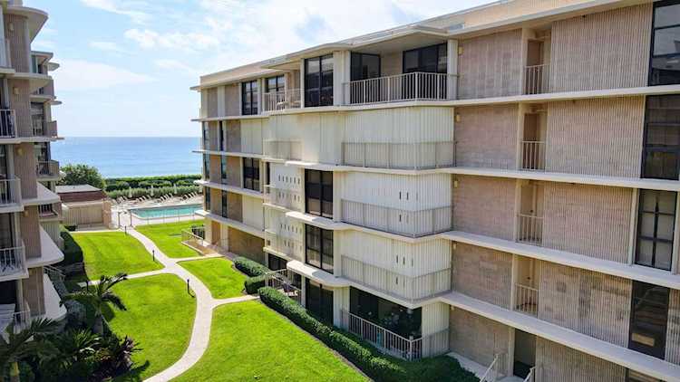 3200 S Ocean Blvd #A-103 Palm Beach, FL 33480