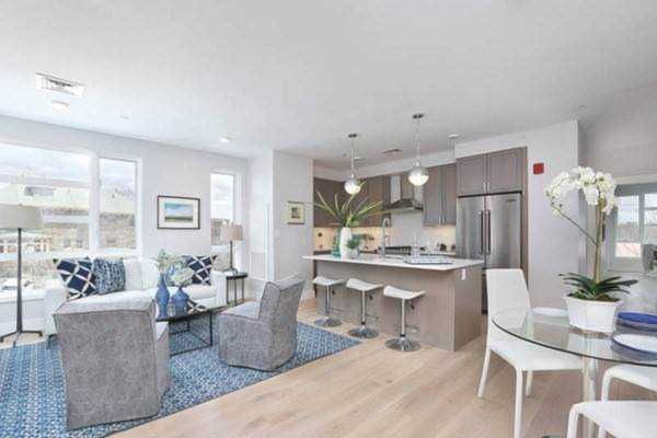 1650 Commonwealth Ave #303 Boston, MA 02135