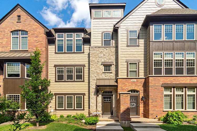 662 Parkside Ct Libertyville, IL 60048