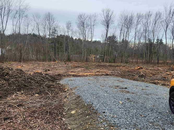 Old Manchester Rd Raymond, NH 03077