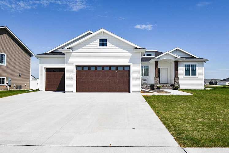 4834 41st St S Fargo, ND 58104